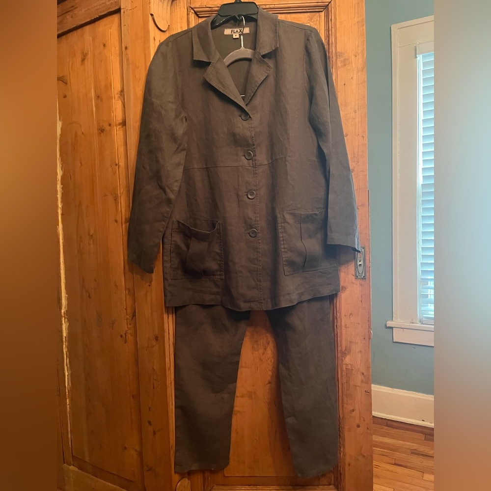 Flax Dark Olive Linen Jacket / Pants Set…NWOT…Size M